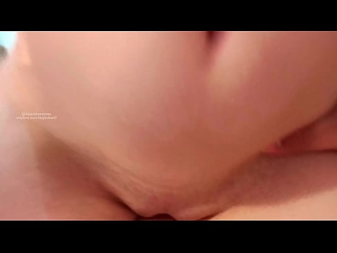 ❤️ Magasin oma õe toas ja nii ma ärkasin üles Kaunis porno at us et.xlxxporno.ru ﹏
